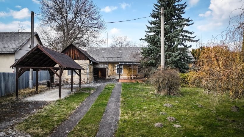 Chalupa-Pribram-pohled-na-chalupu-1