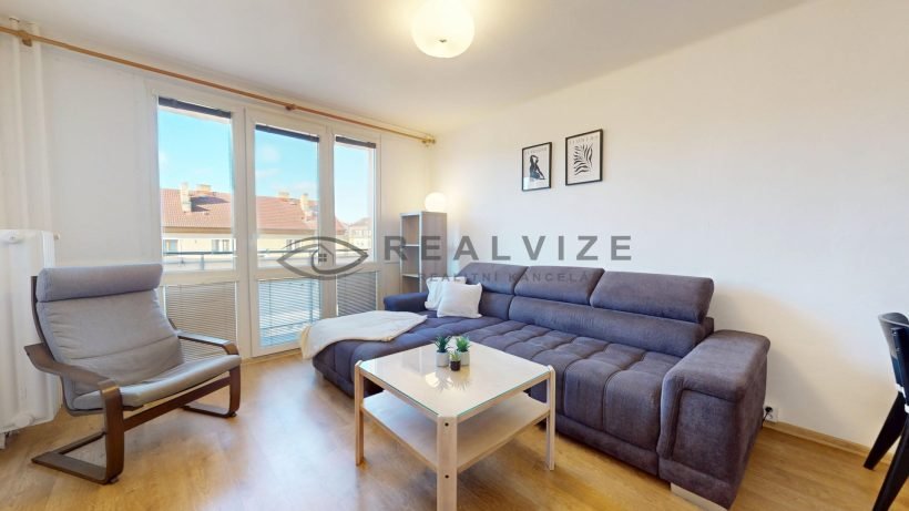 Byt-Lidicka-21-obyvaci-pokoj