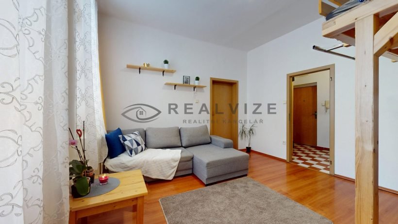 obyvaci-pokoj-byt-Otakarova