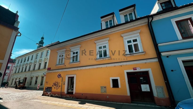 Moderni-1kk-27m2-k-pronajmu-pohled-z-ulice