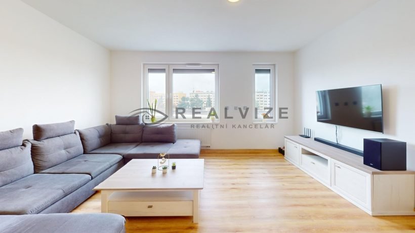 2kk-Ceske-Vrbne-Living-Room-1